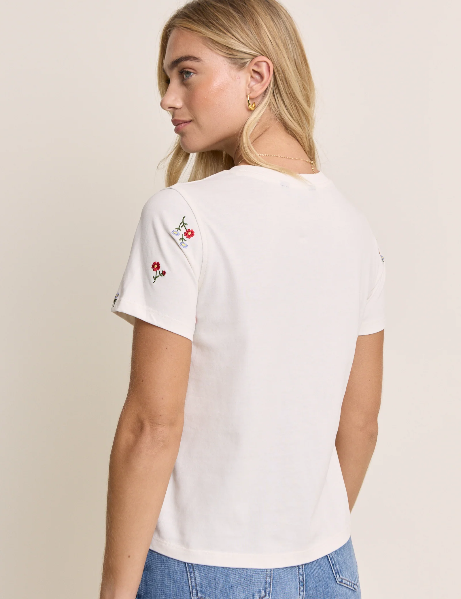 White Floral Embroidered T-Shirt - Image 5