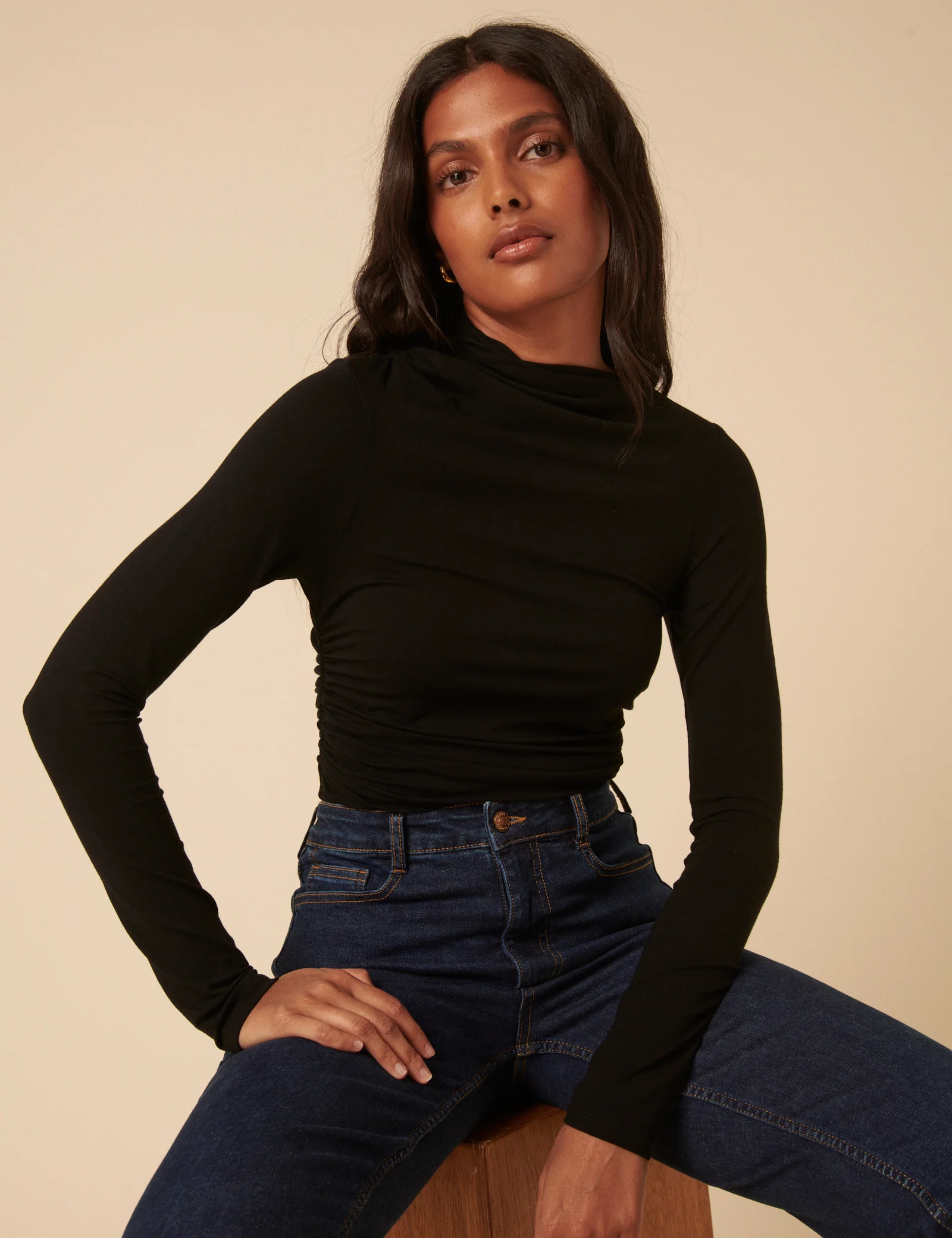 Black Ruched Long Sleeve Top - Image 3