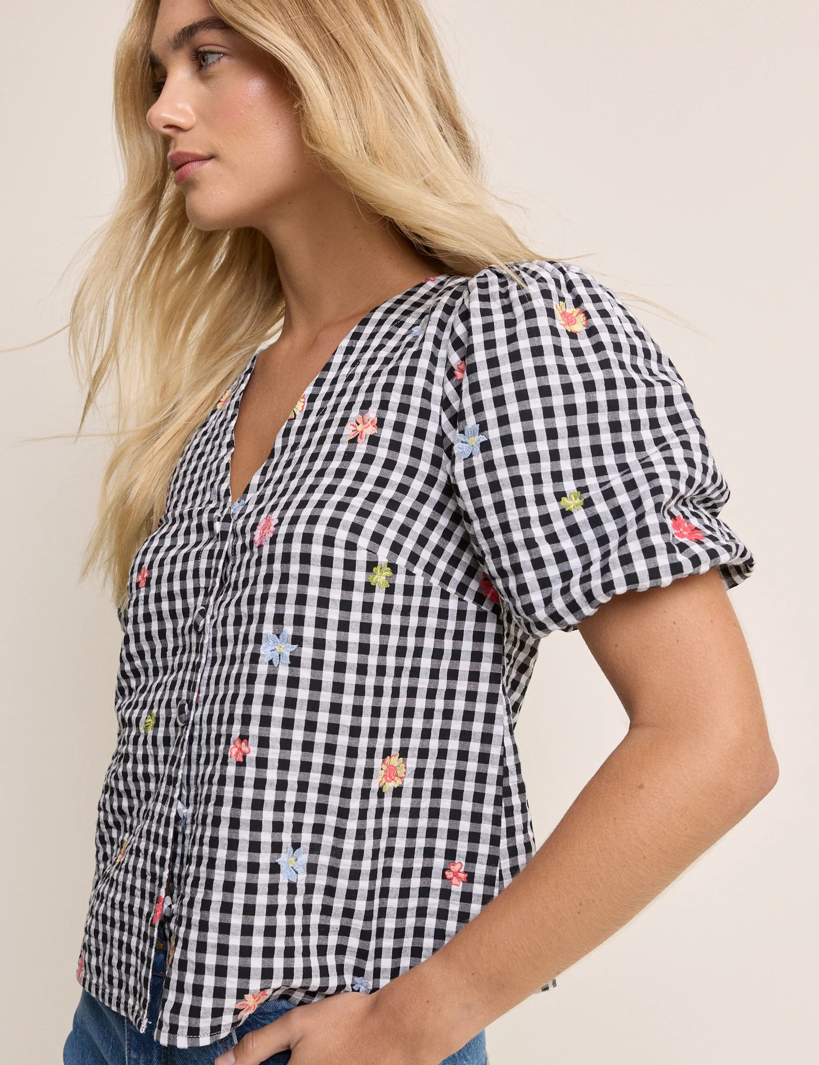 Black Gingham and Floral Puff Sleeve Top - Image 5