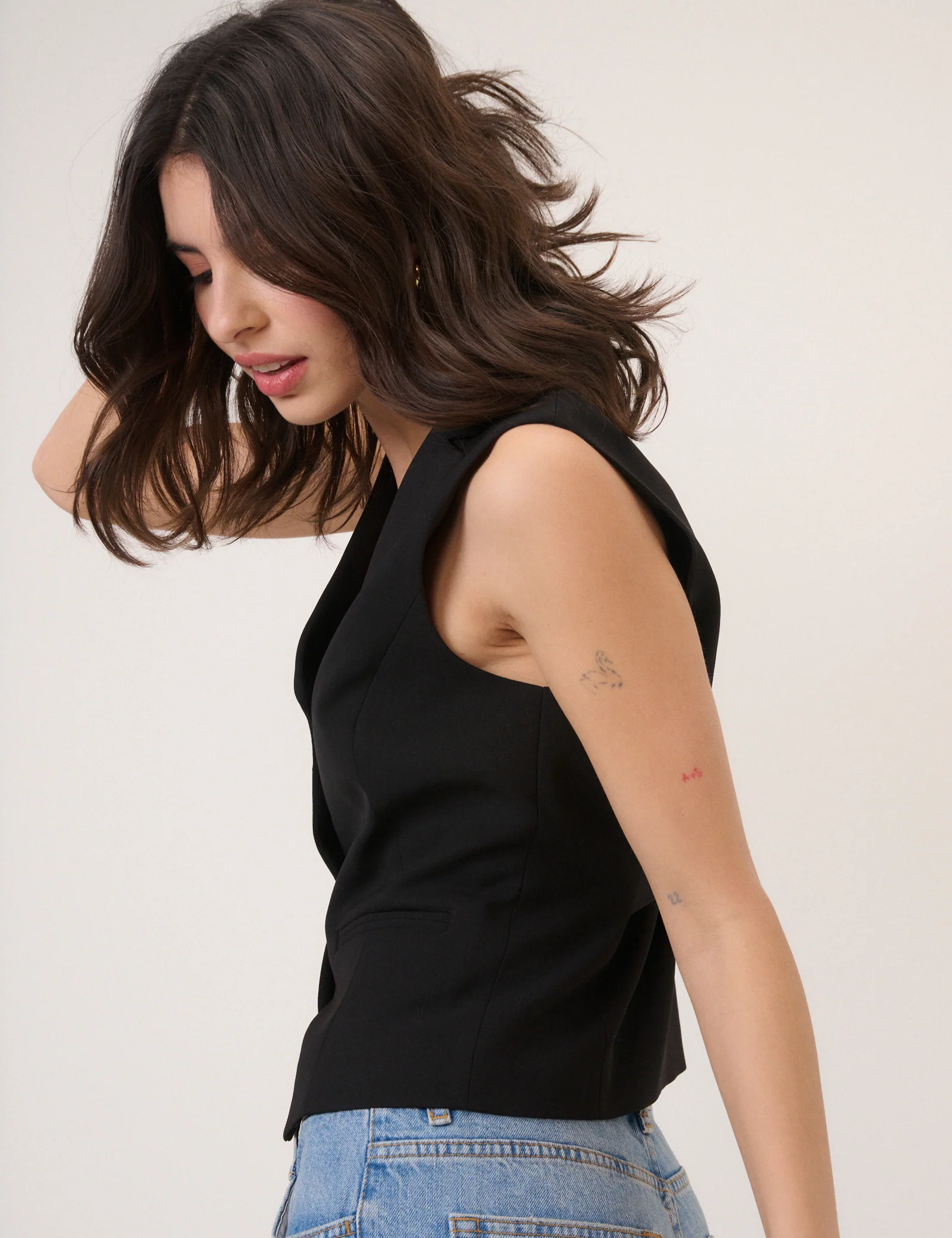Black Collar Waistcoat - Image 2