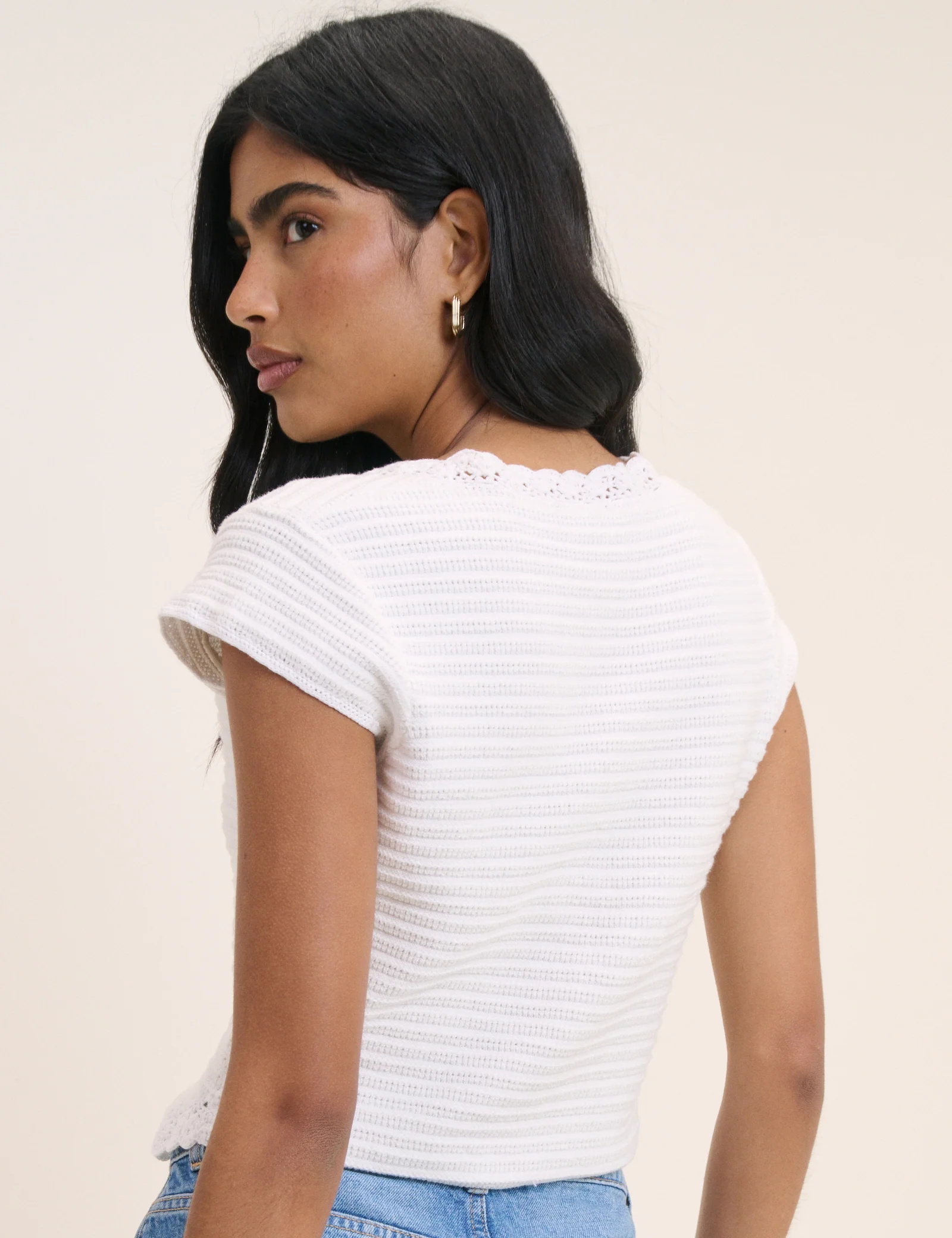 White Crochet Trim Short Sleeve Cardigan - Image 4