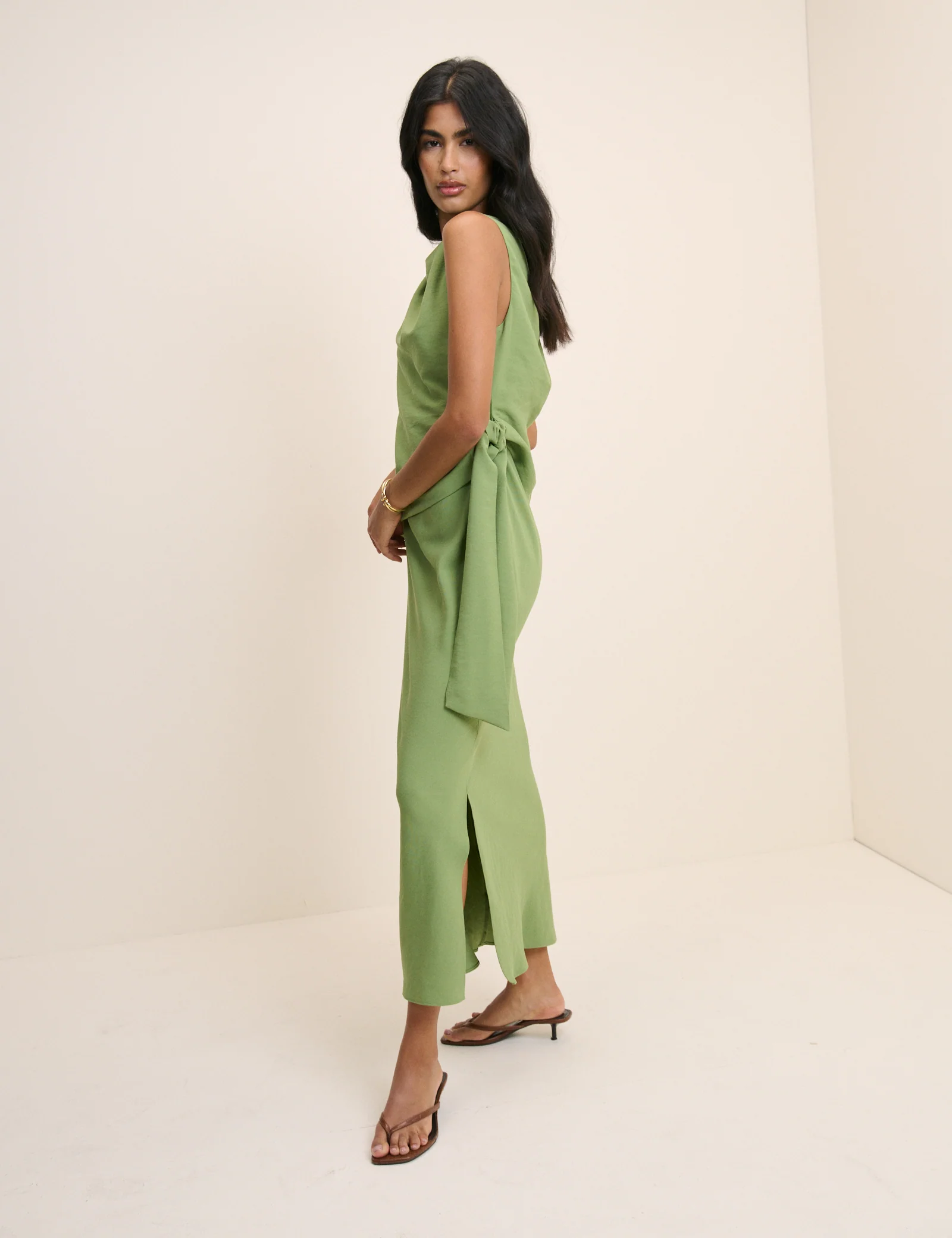 Green Boat Neck Sleeveless Elvie Maxi Dress - Image 3