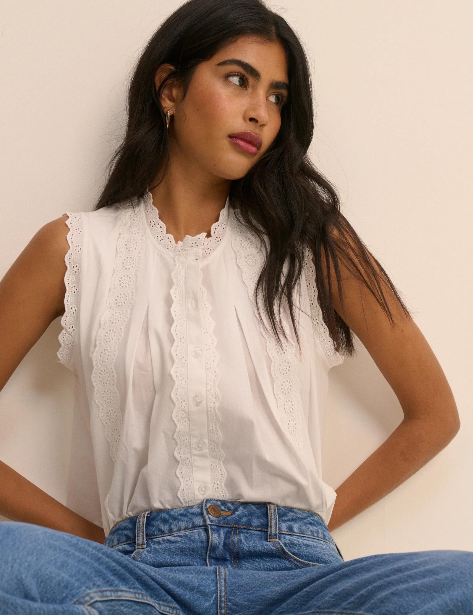 White Broderie Anglaise Trim Blouse - Image 4