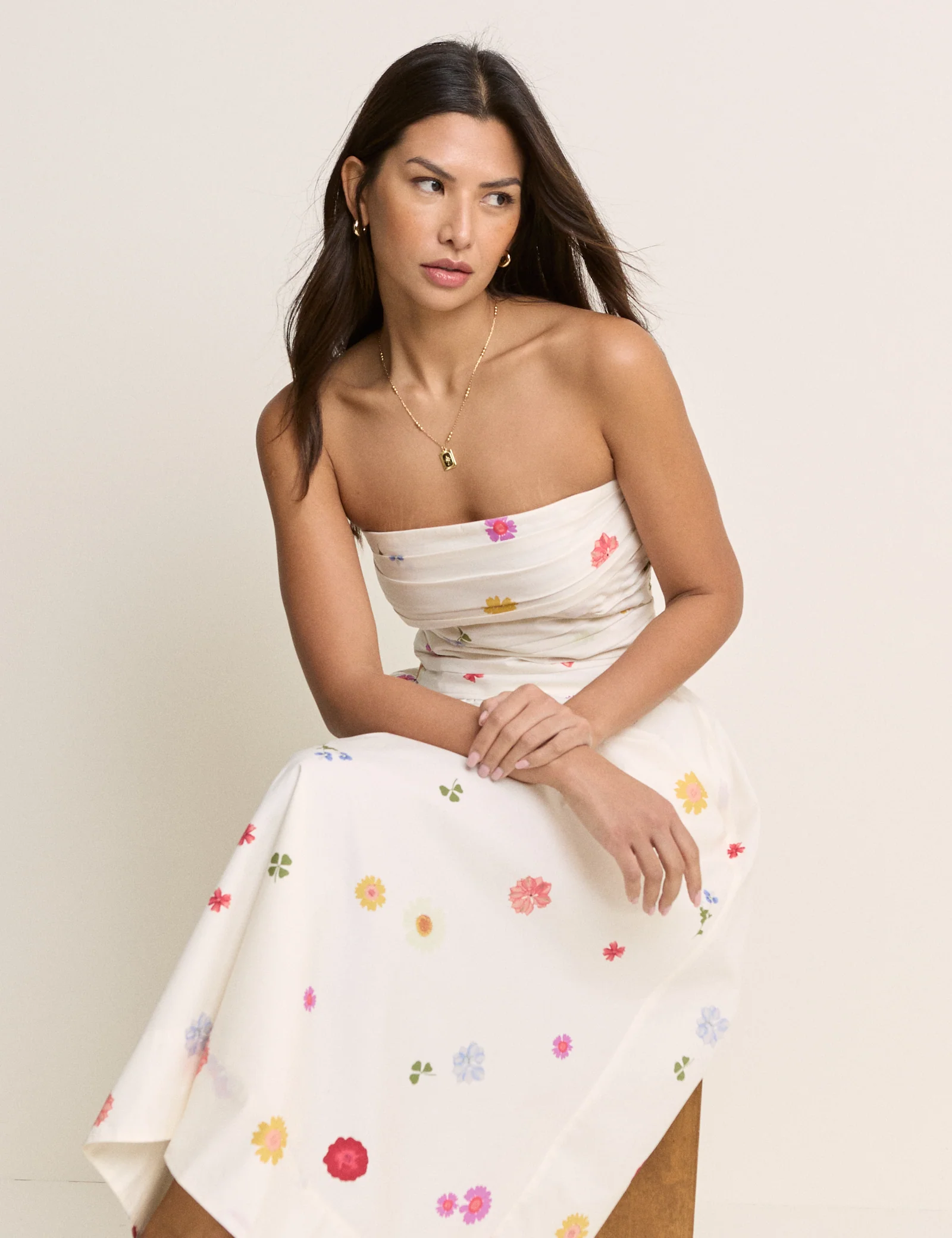 White Floral Felicity Bandeau Top - Image 4