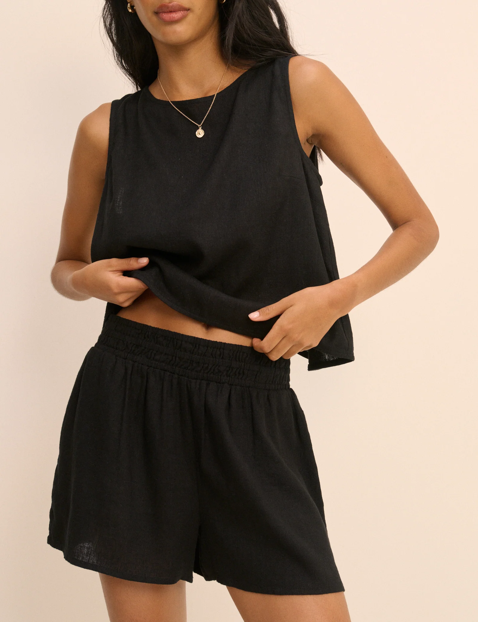 Black Linen-Blend Elasticated Waist Shorts - Image 2