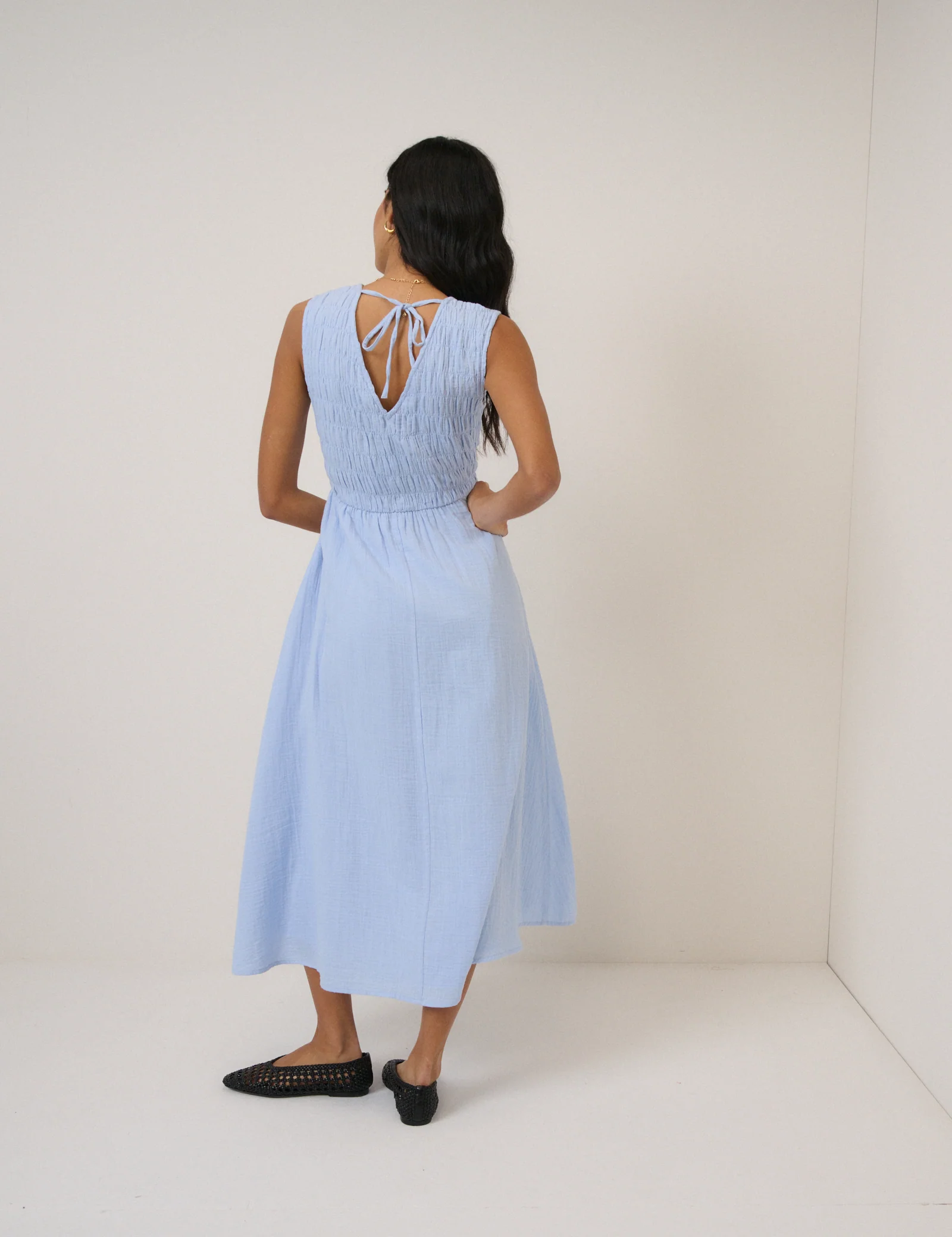 Blue Ruched Sleeveless Audrey Midi Dress - Image 6