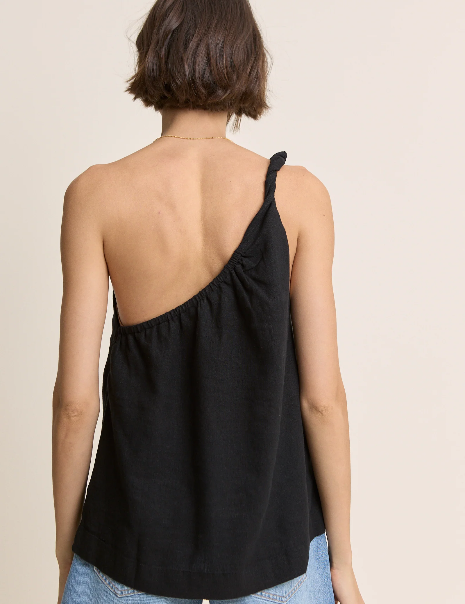 Black One Shoulder Twisted Top - Image 5