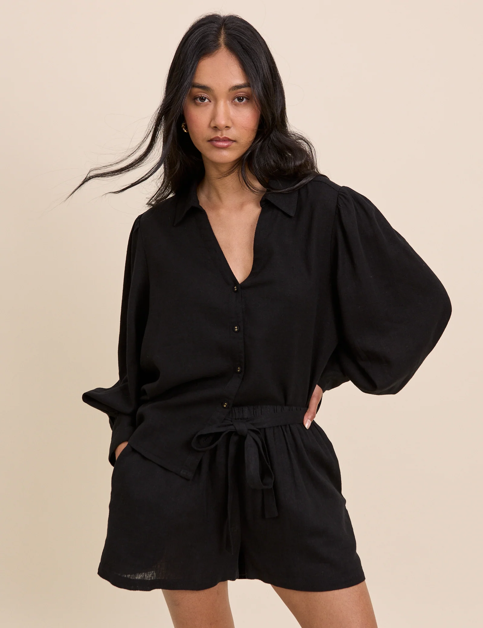 Black Linen-Blend Tie Detail Pull On Shorts - Image 4