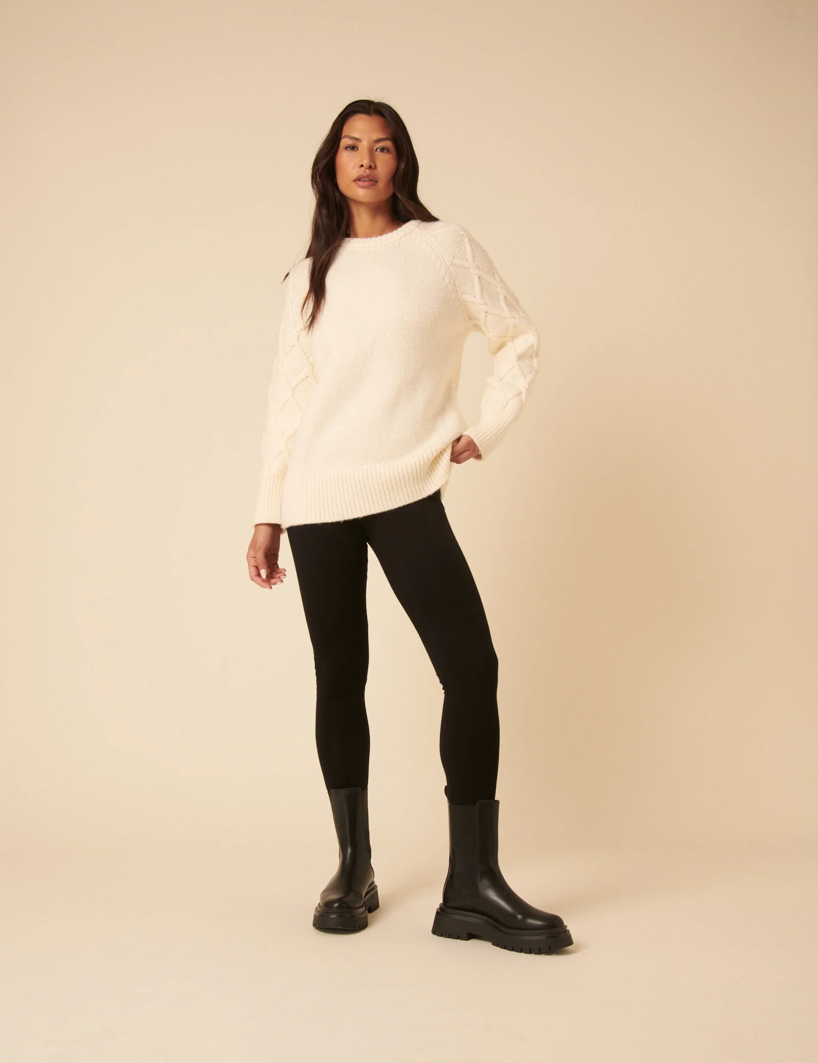 White Crew Neck Cable Oversized Jumper - Image 4