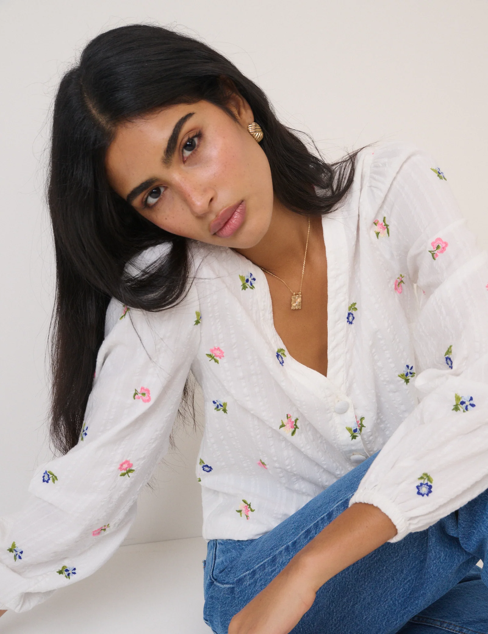 White Floral Embroidered Blouse - Image 3